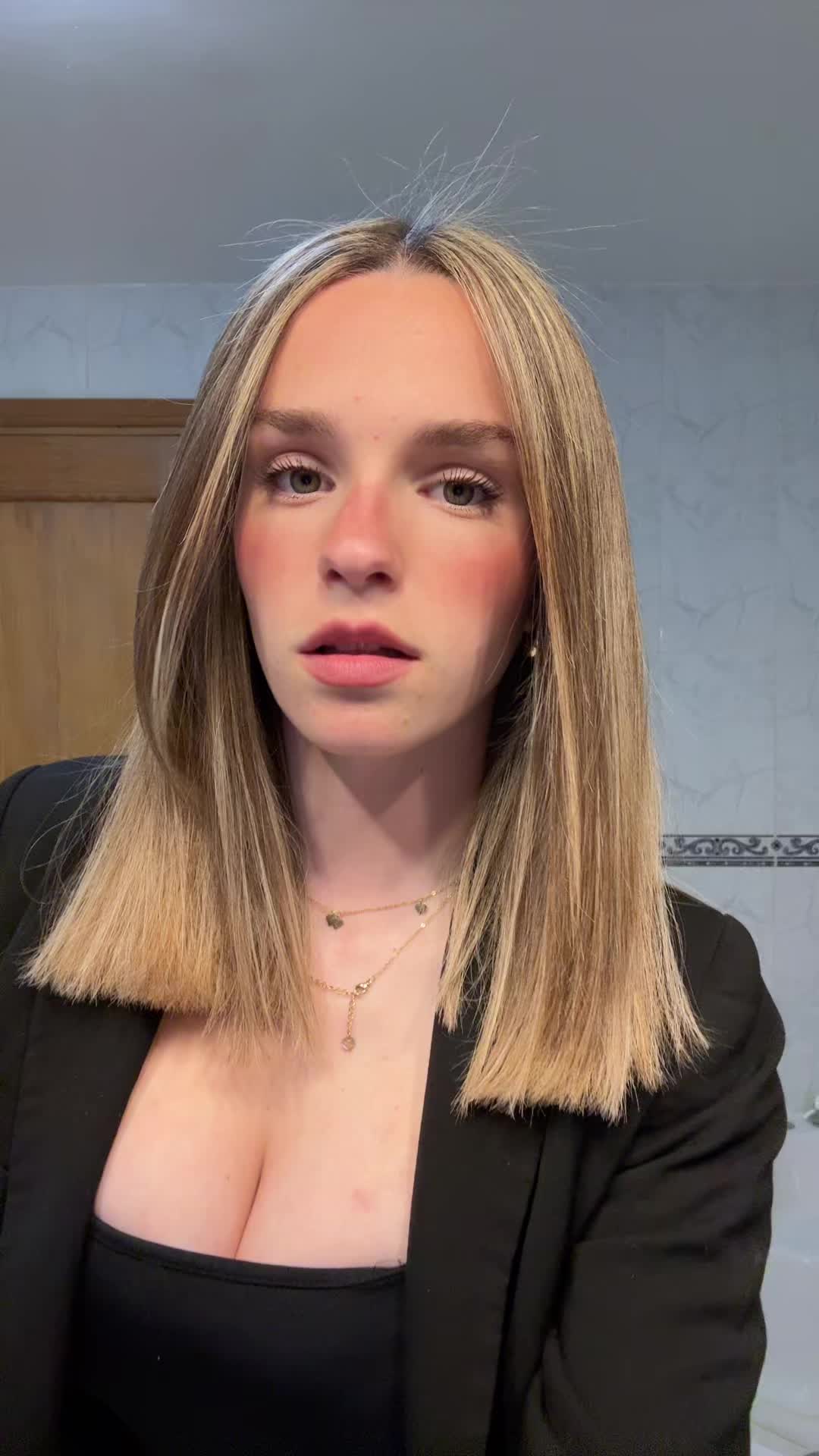 @Emma Piz&agrave;