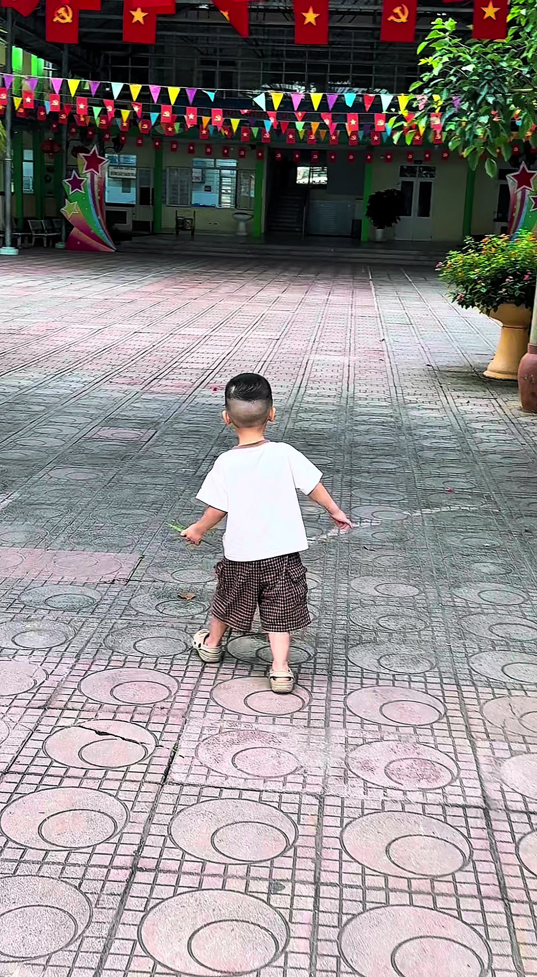 @Hồng Văn