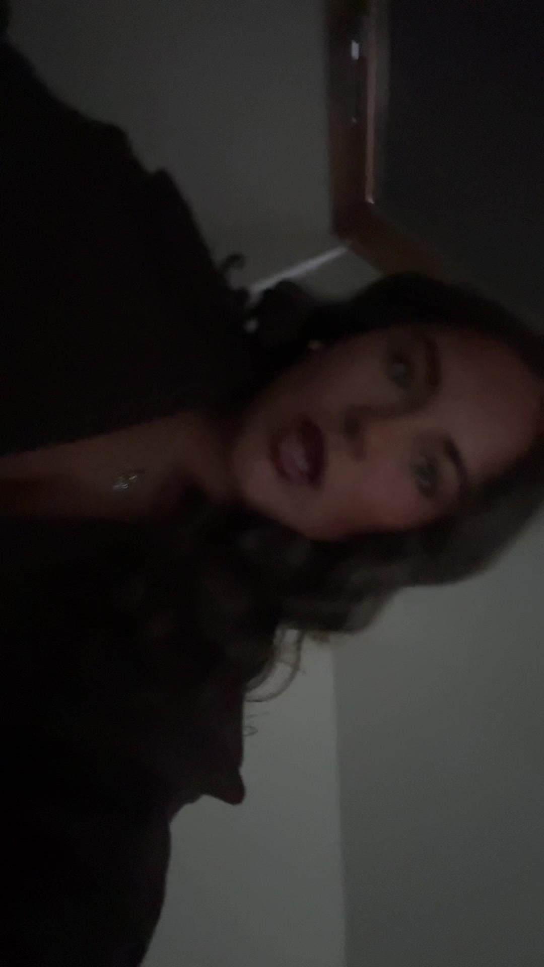 @katiethorpe_x