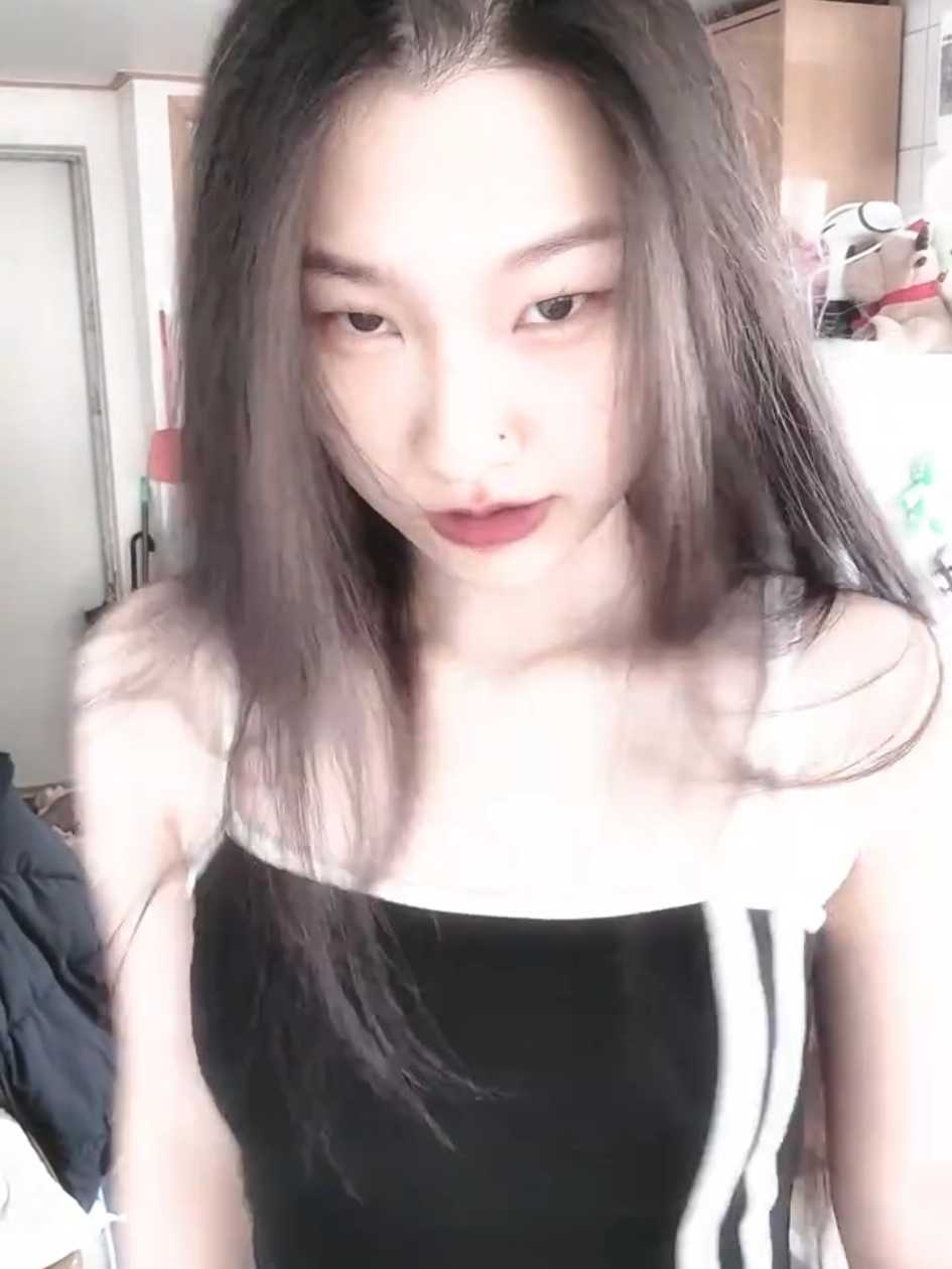 @expr3ssiva