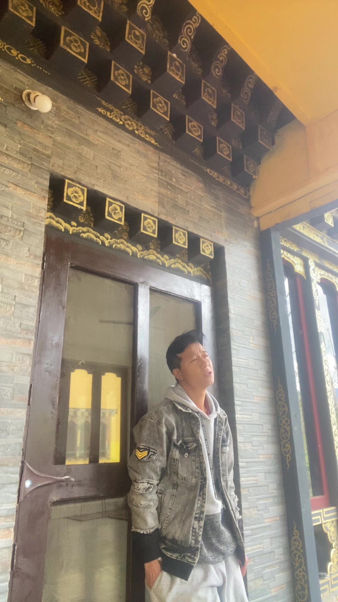 @Ugyen tshering