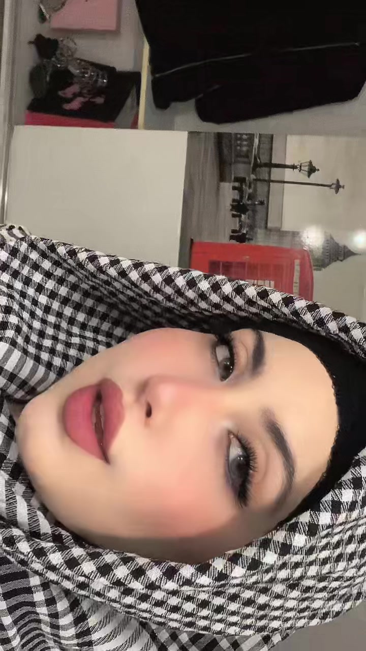 @💎  le S  💎