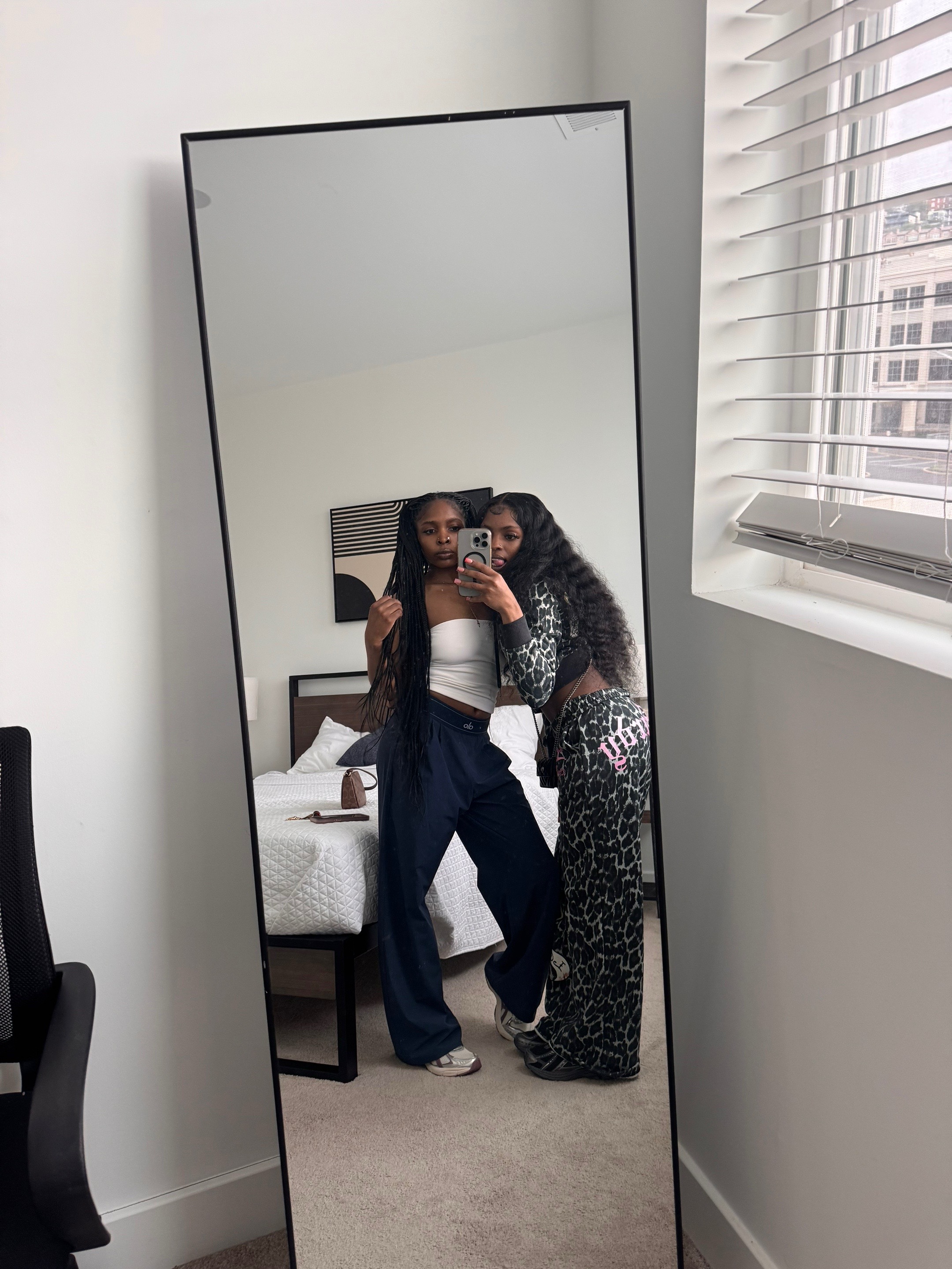 @LifeOfMoo🙂&zwj;&harr;️