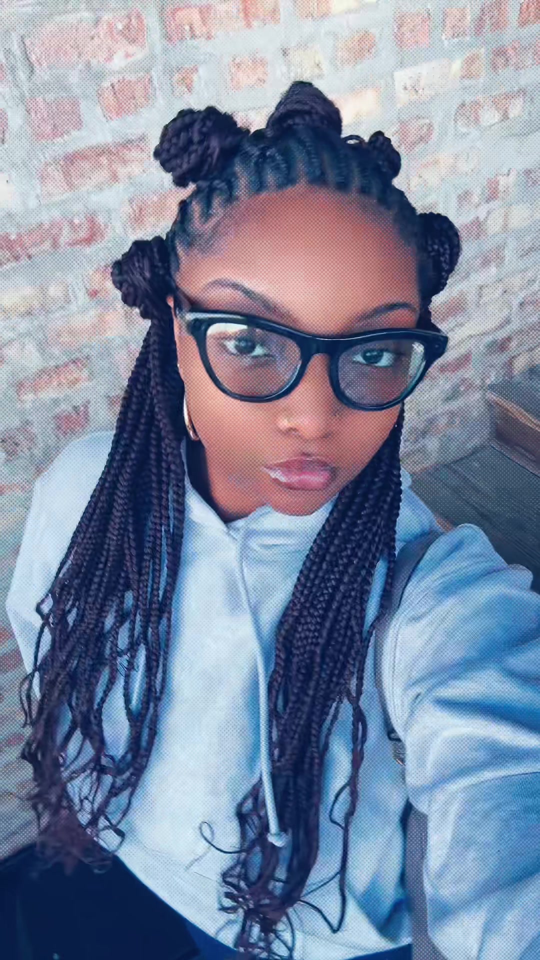@Naysialuv’