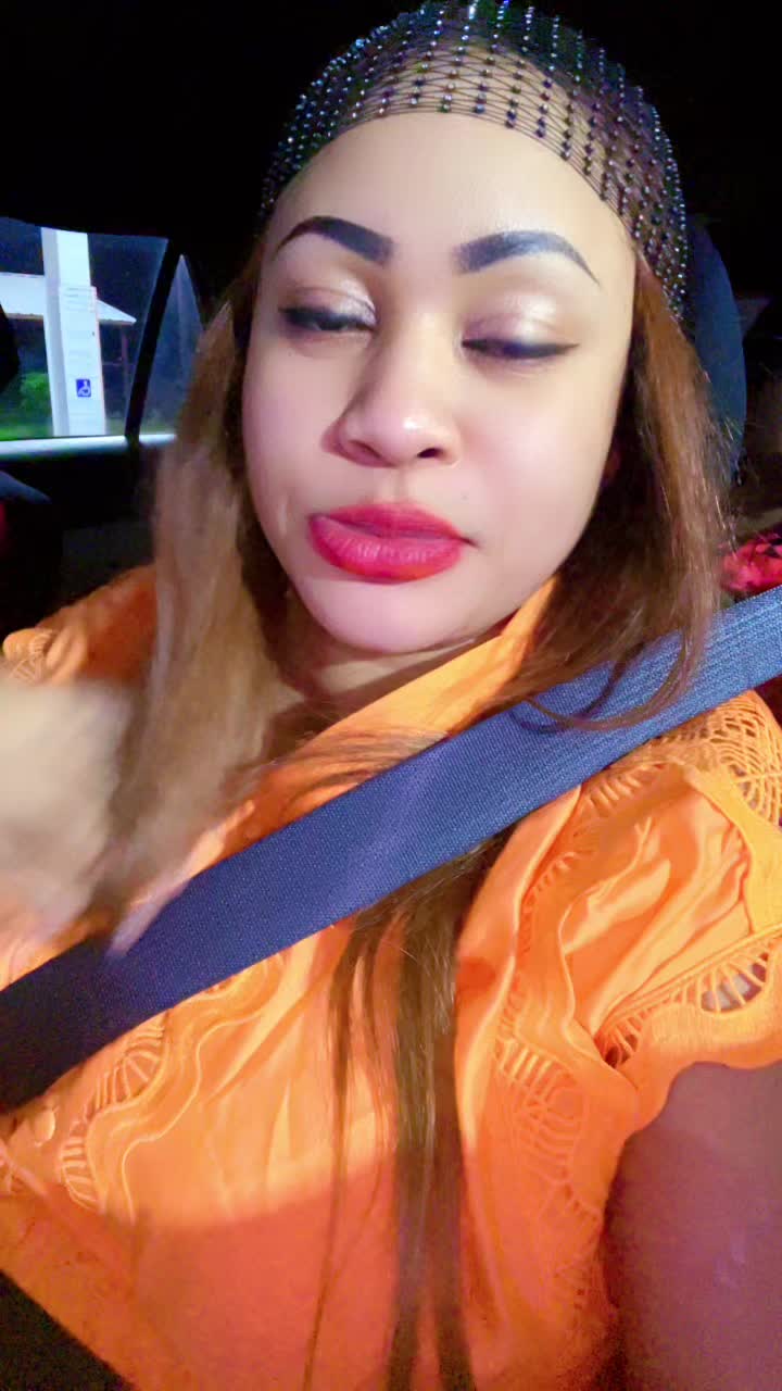 @1stladyone