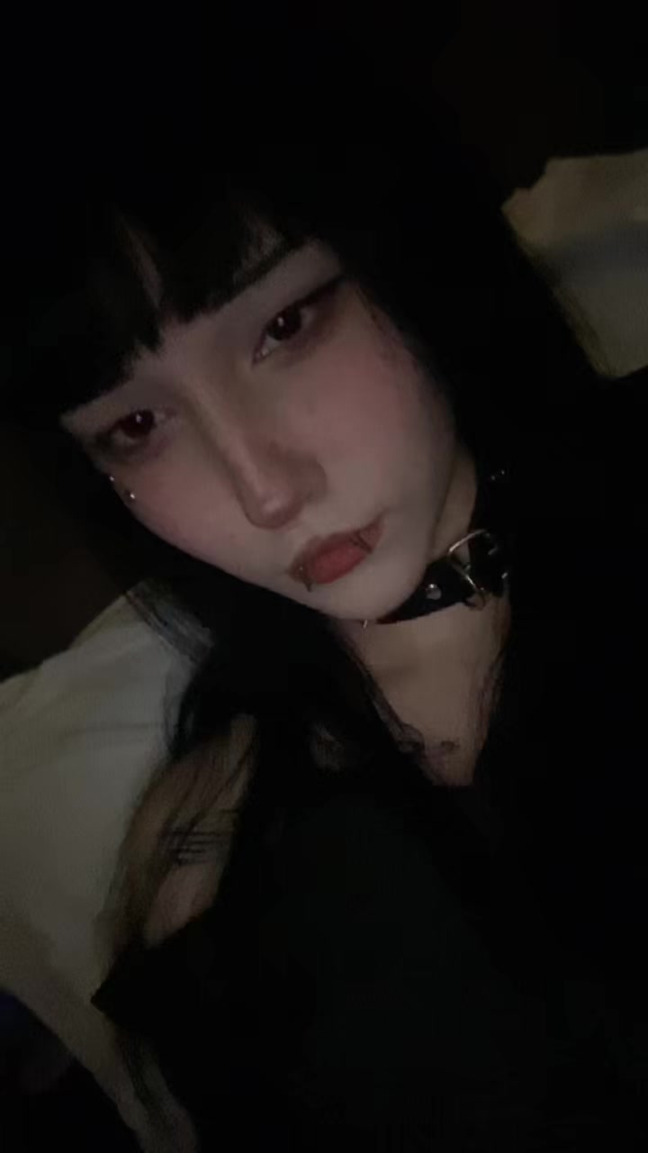 @♰