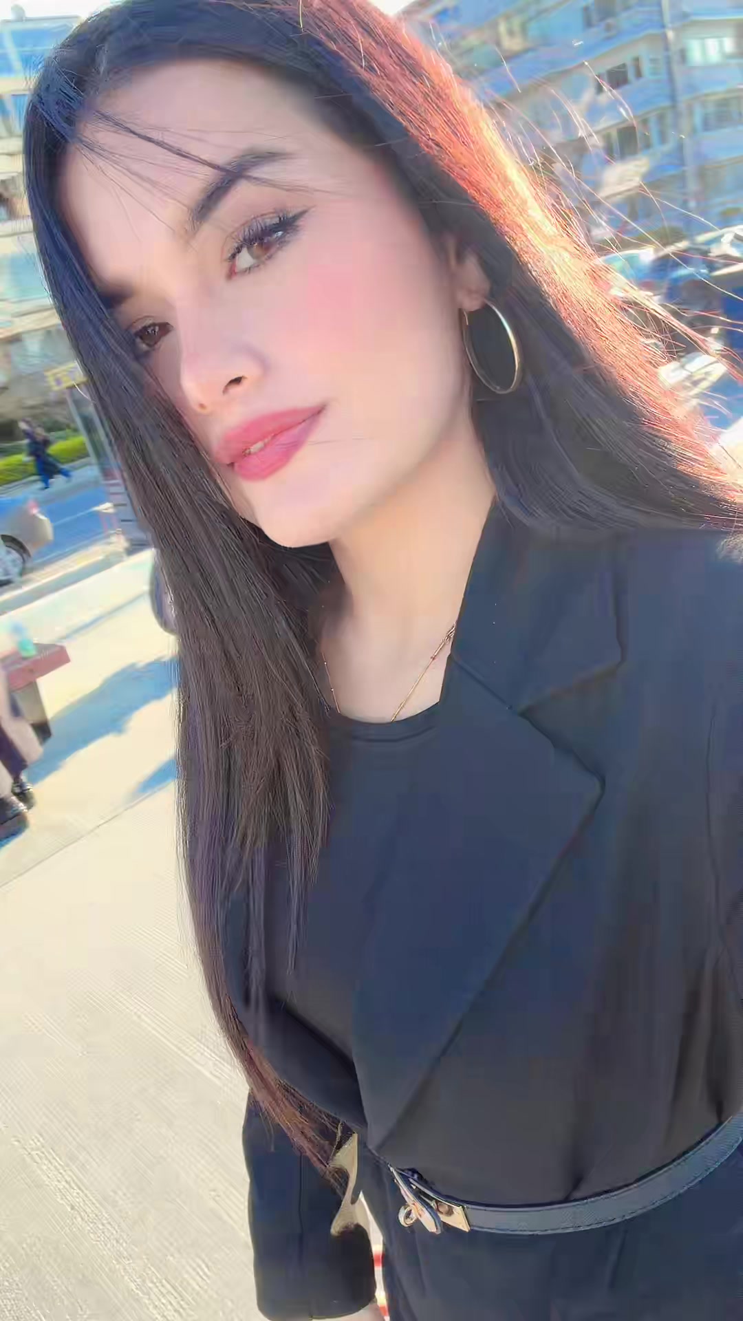 @TheAzra.