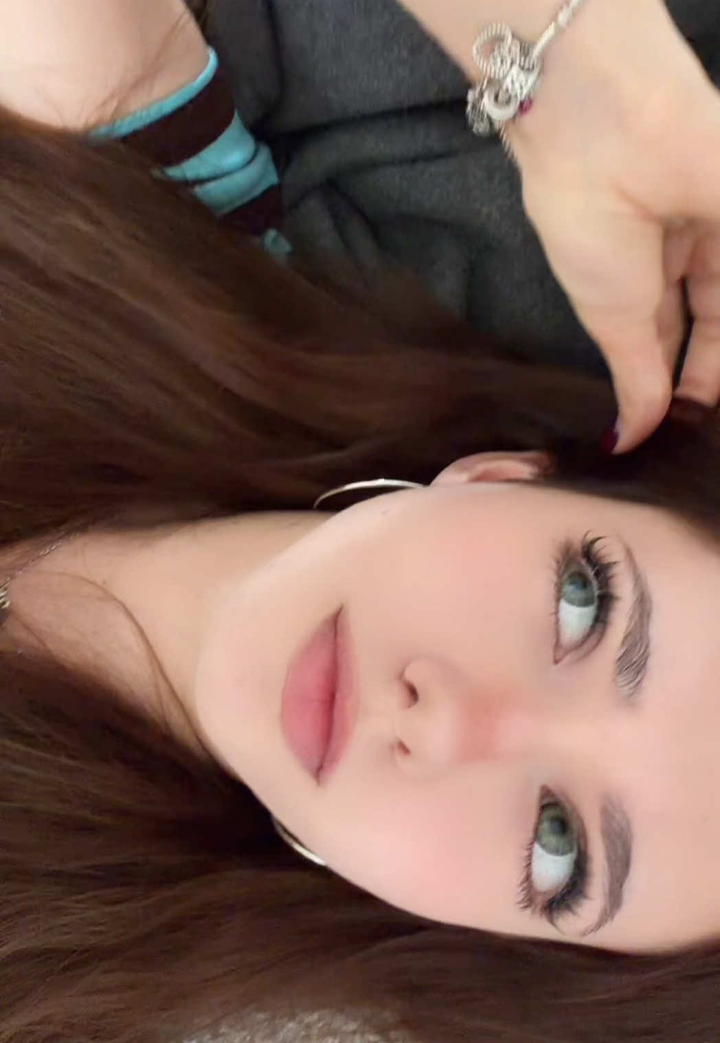 @Azra 🪽
