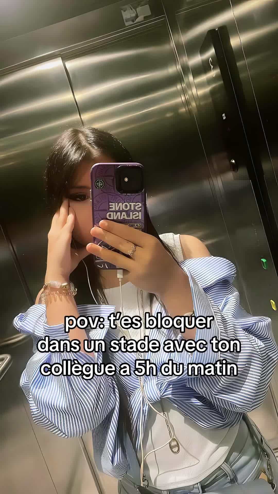 @￴