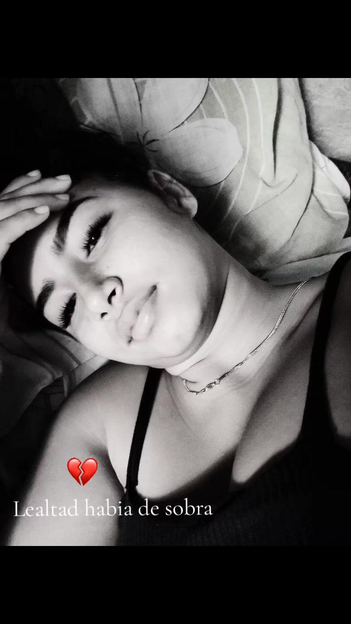 @Valentina♡