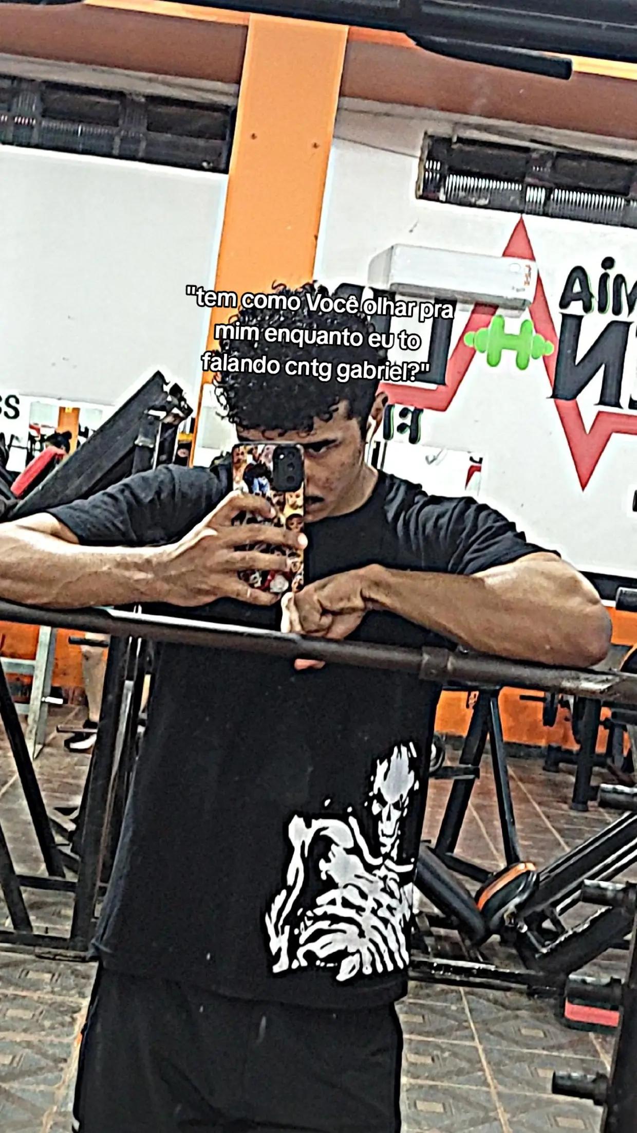 @gabinel cara de papel