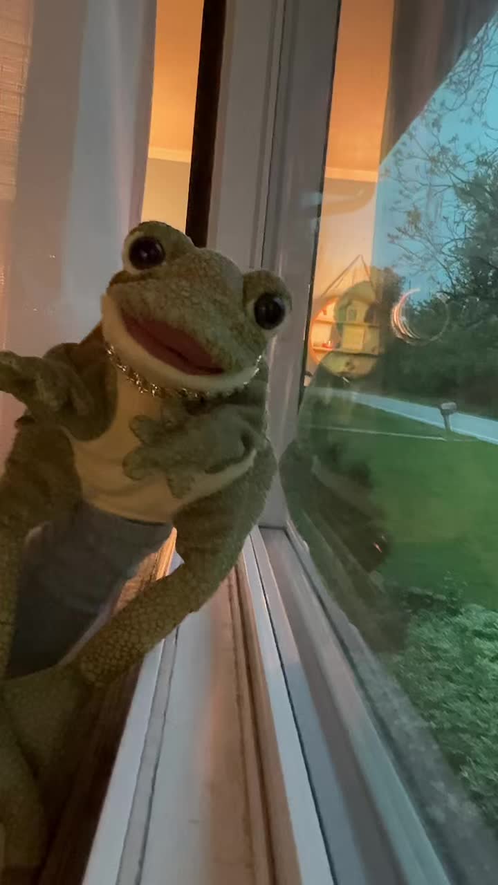 @Freddy_theFreakyFrog