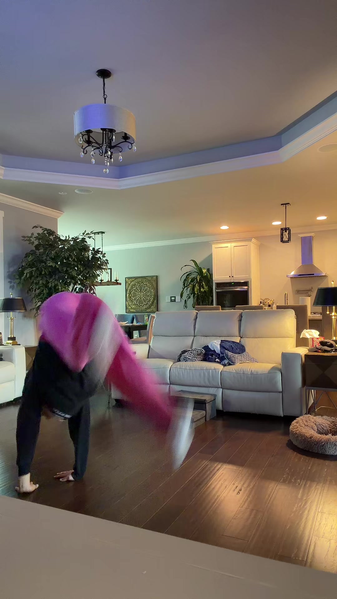@Liv