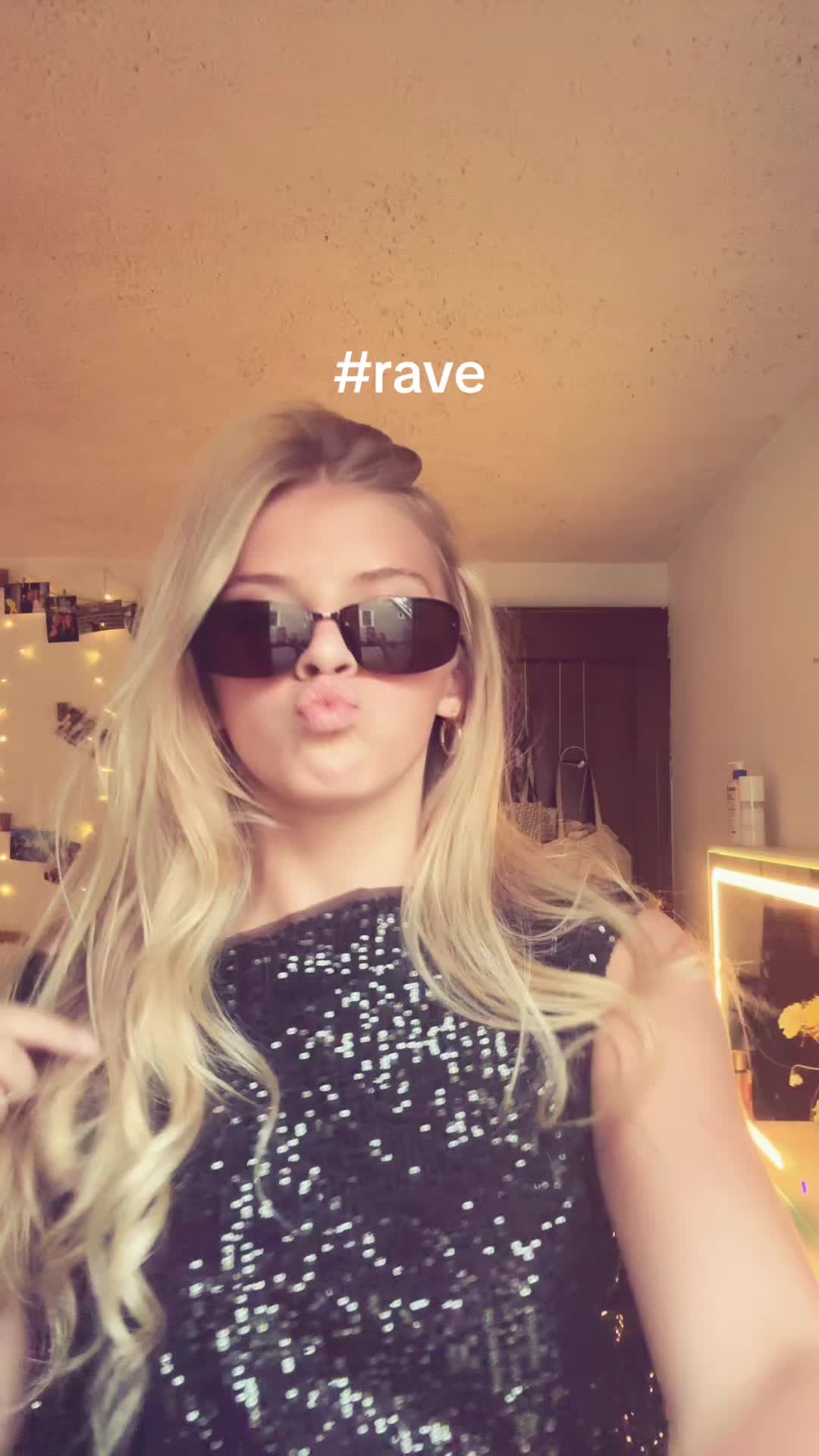 @_