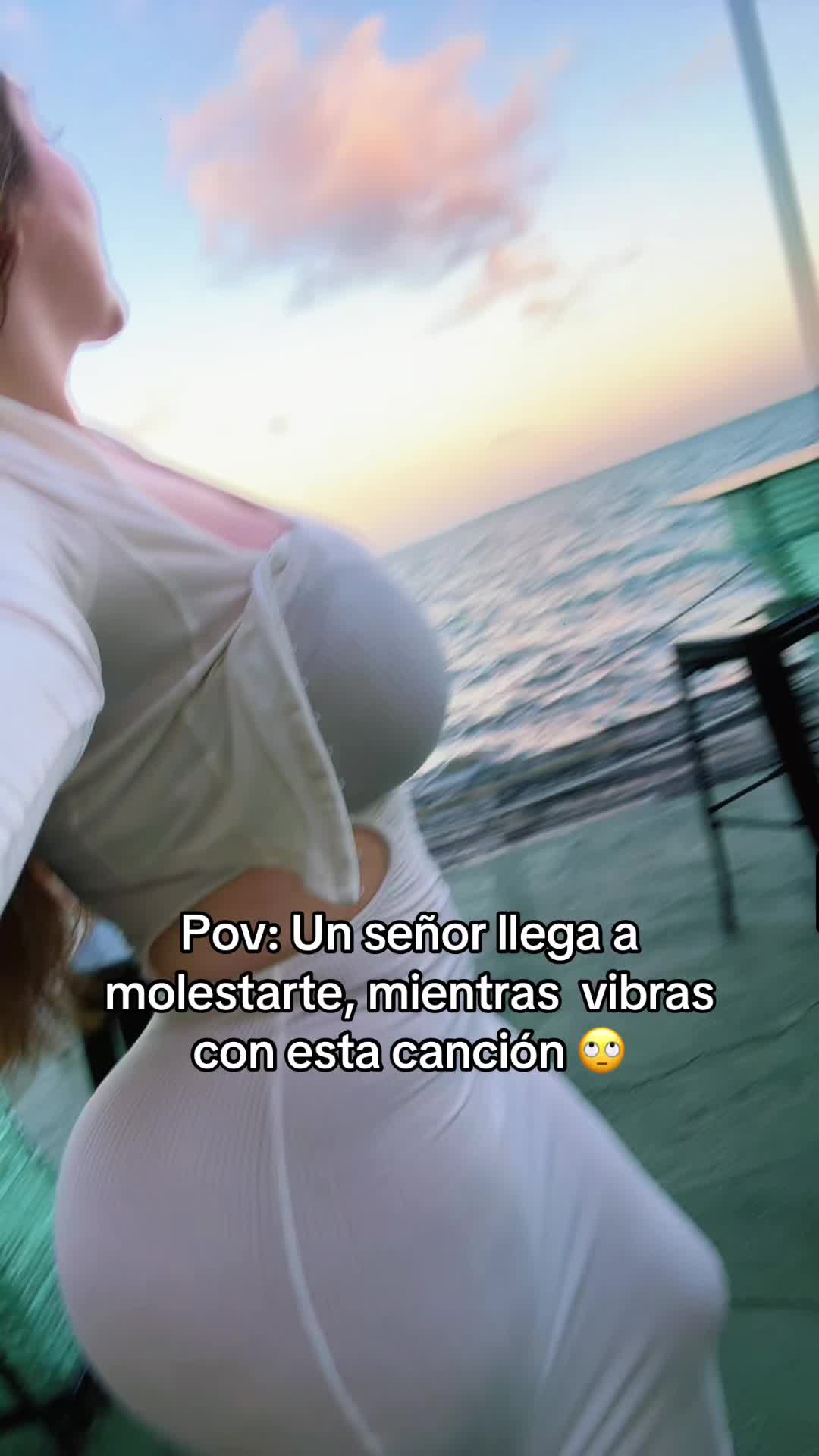 @Bella