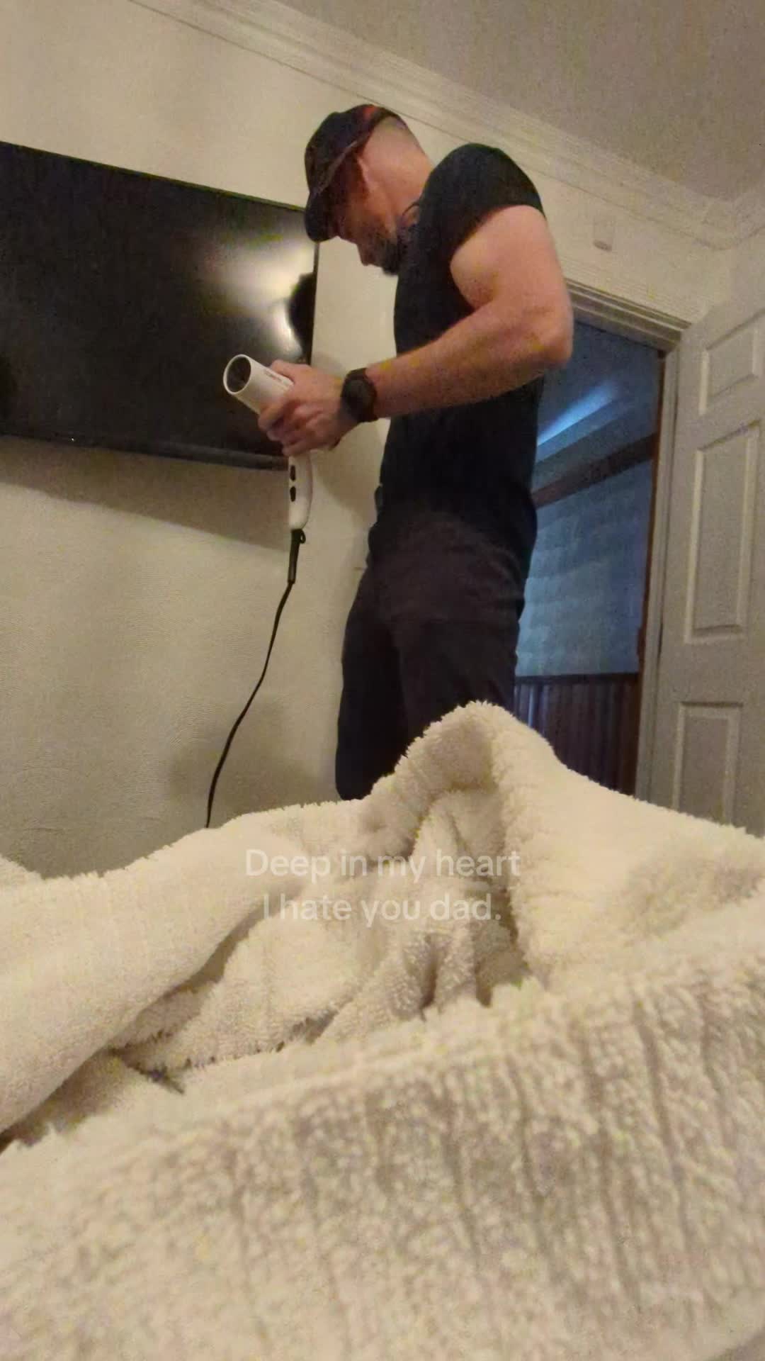 @Skigh