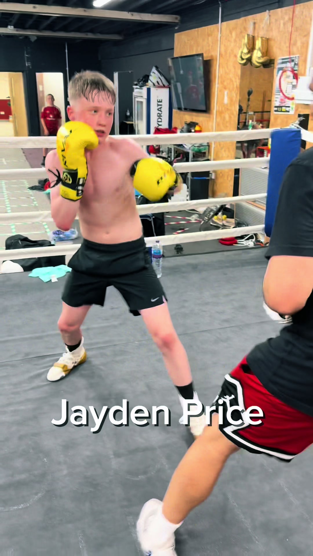 @Jayden Price 🥊