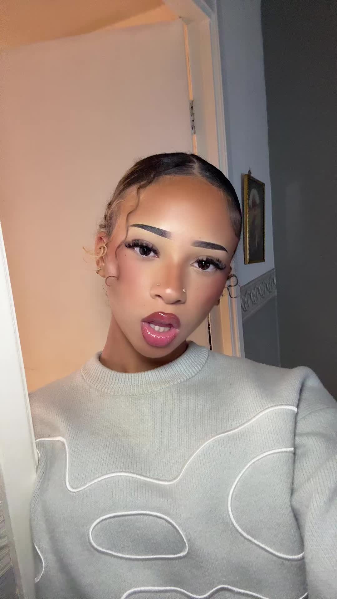 @𝐋𝐚𝐬𝐡𝐚𝐧𝐭𝐞́🦦