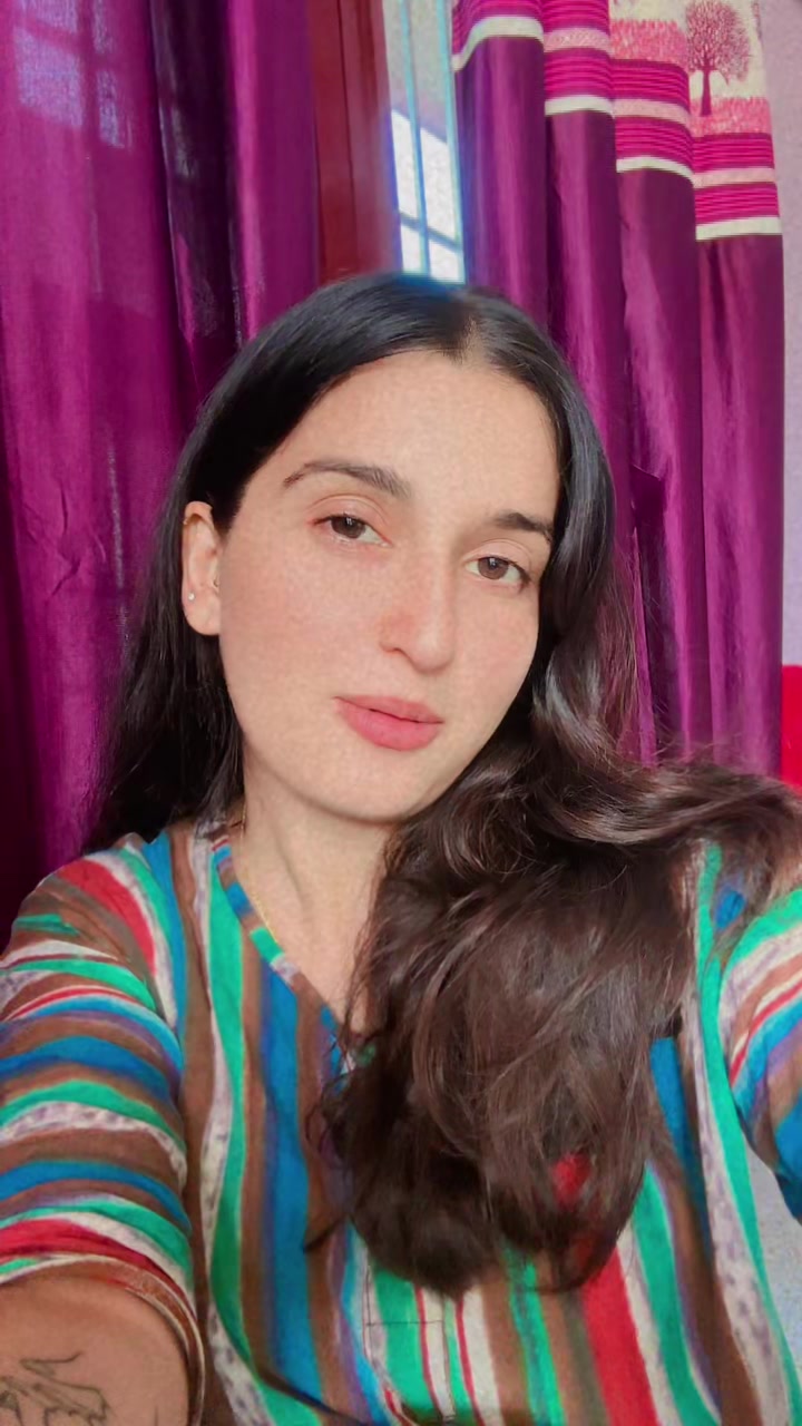 @Ambika🧿