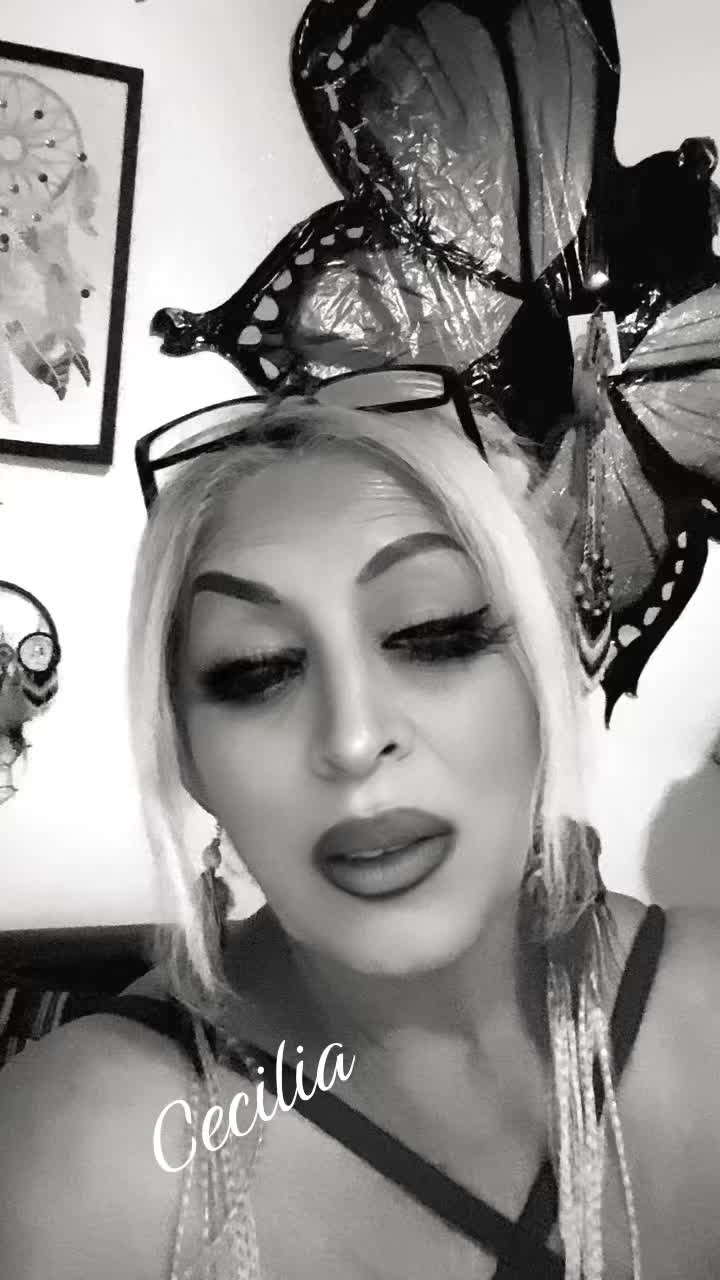 @CeciliaSheila