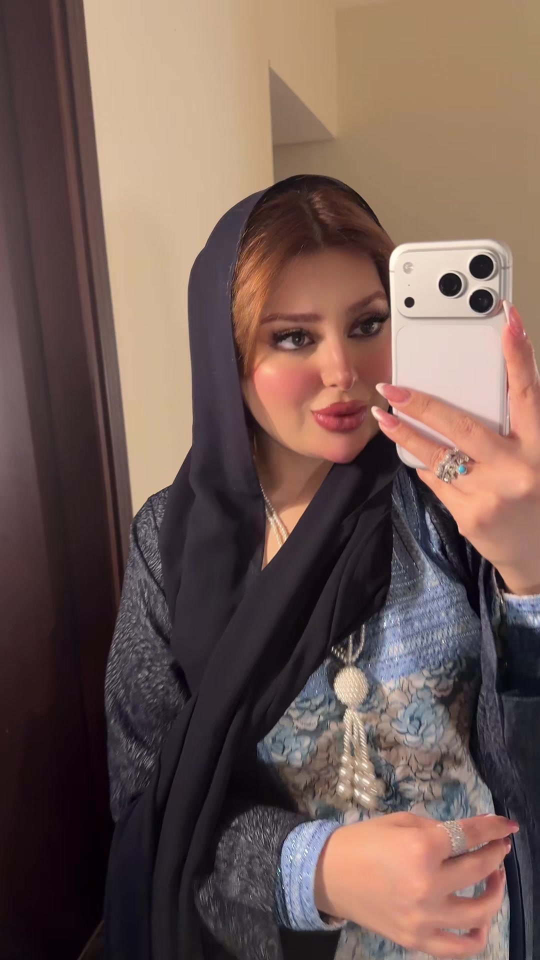 @فاطمة الزعابي| Rightfatma