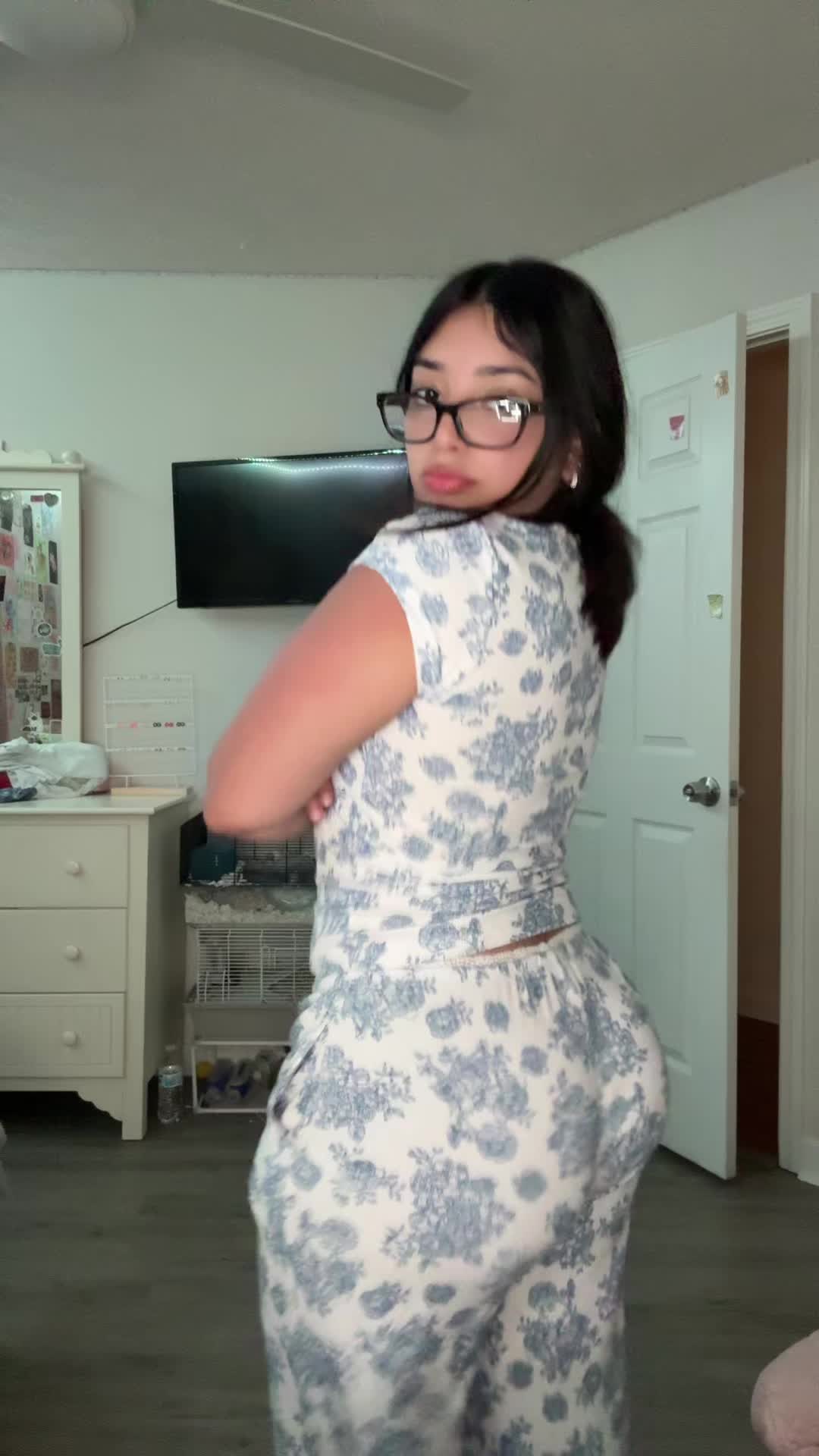 @𝐴𝐿𝑌 💋