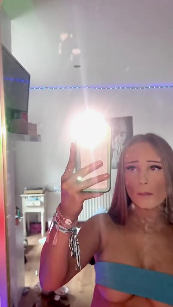 @irishukgirls