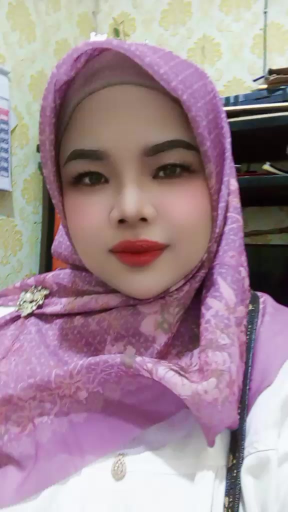 @fitrinuraini575