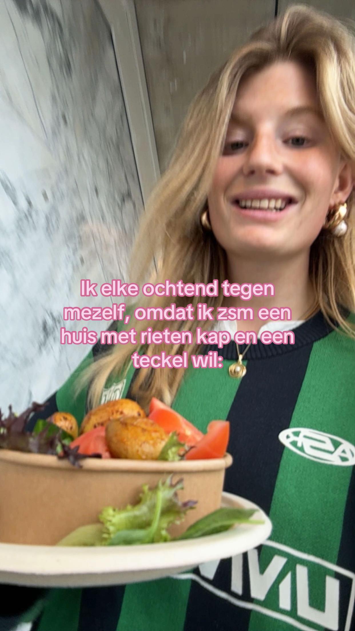 @AnnaJuliavandenDriest