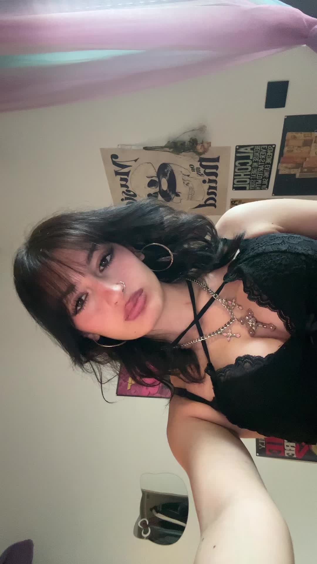 @etta₊✧˚