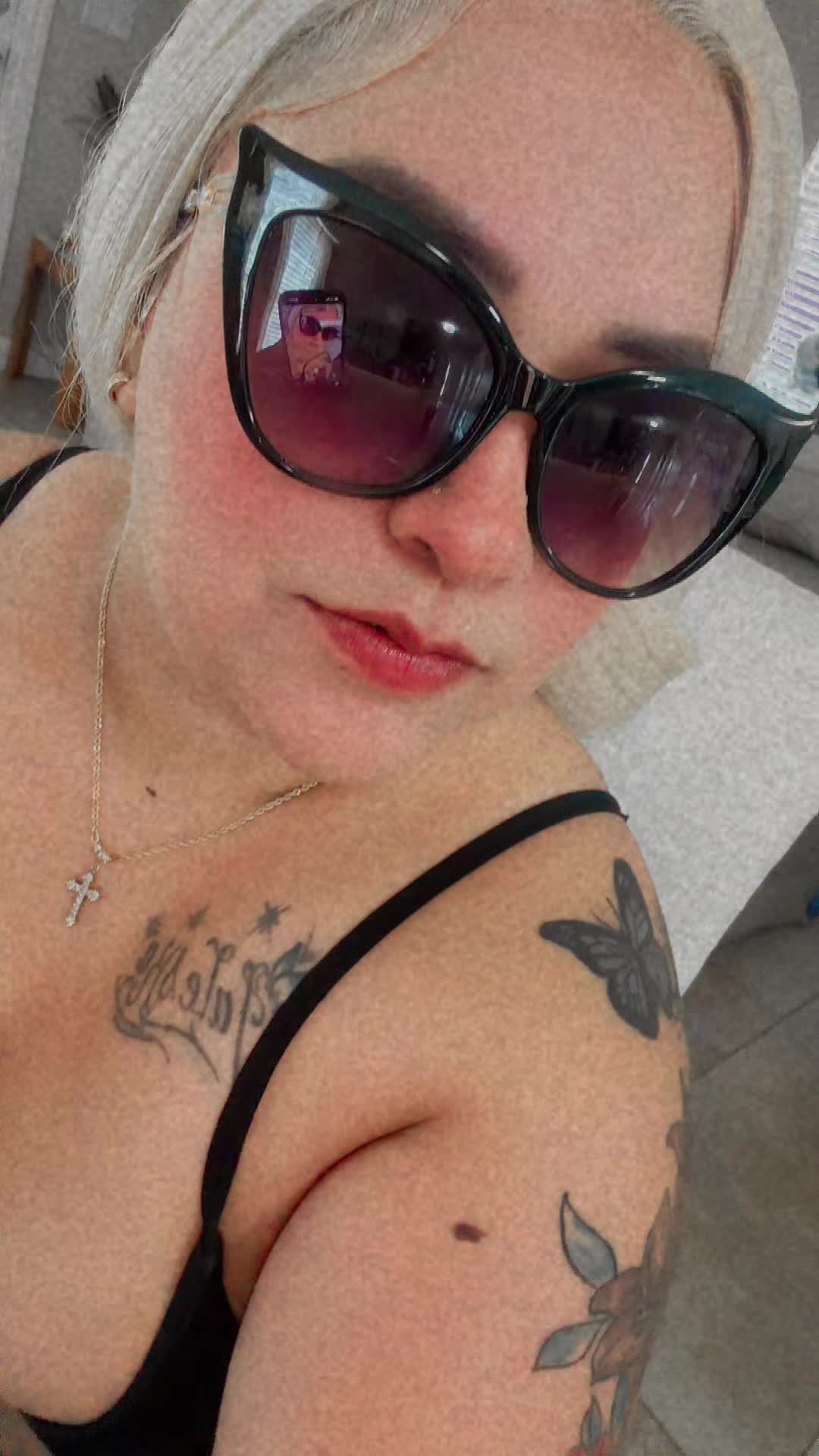 @gordita latina 💘💘💘💘