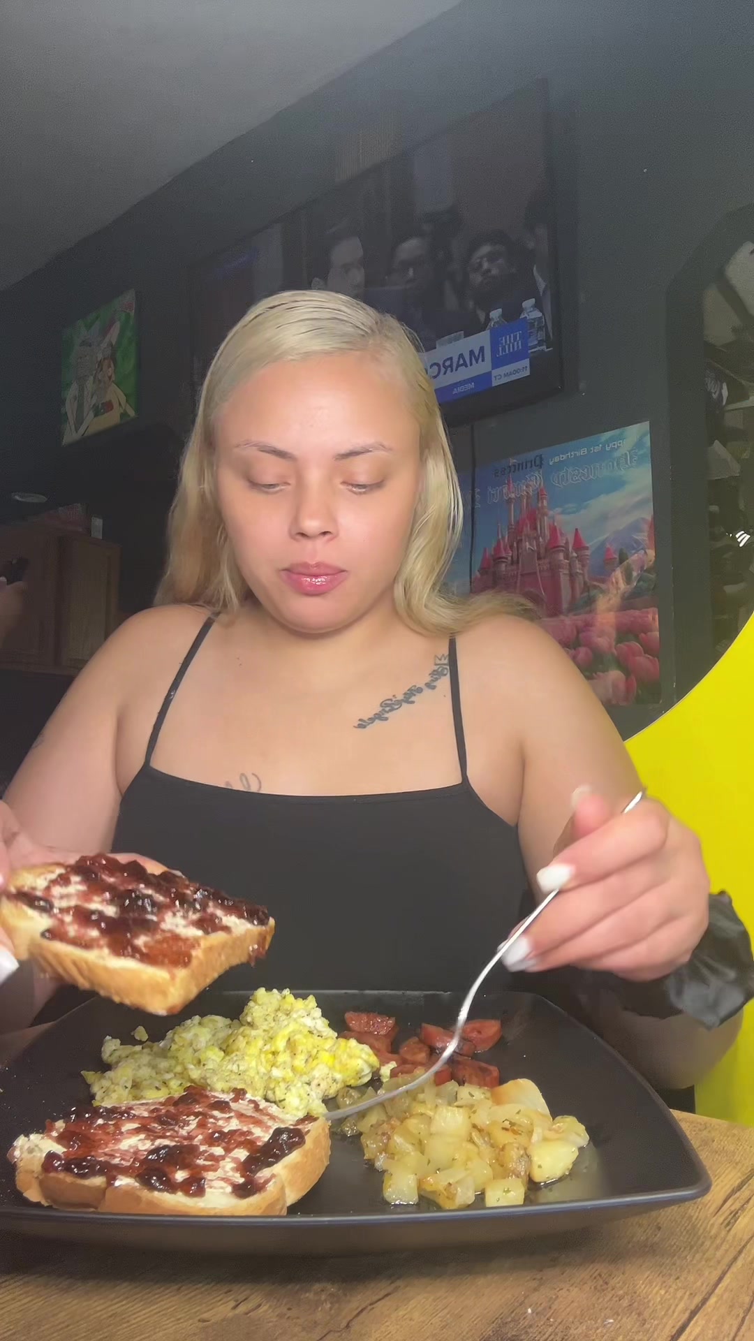 @Taraaa🍽️💺