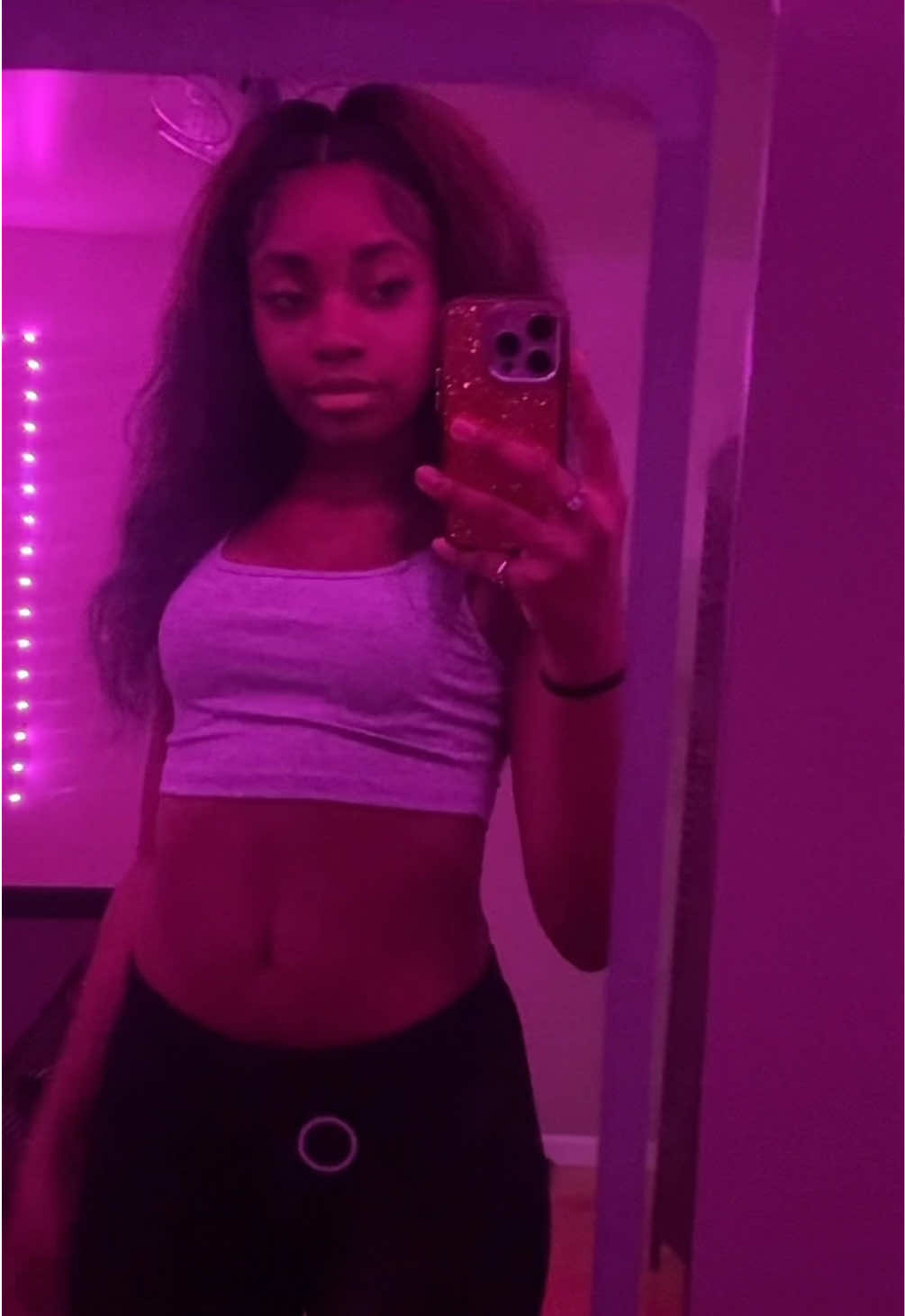 @kyrasecretaccountt