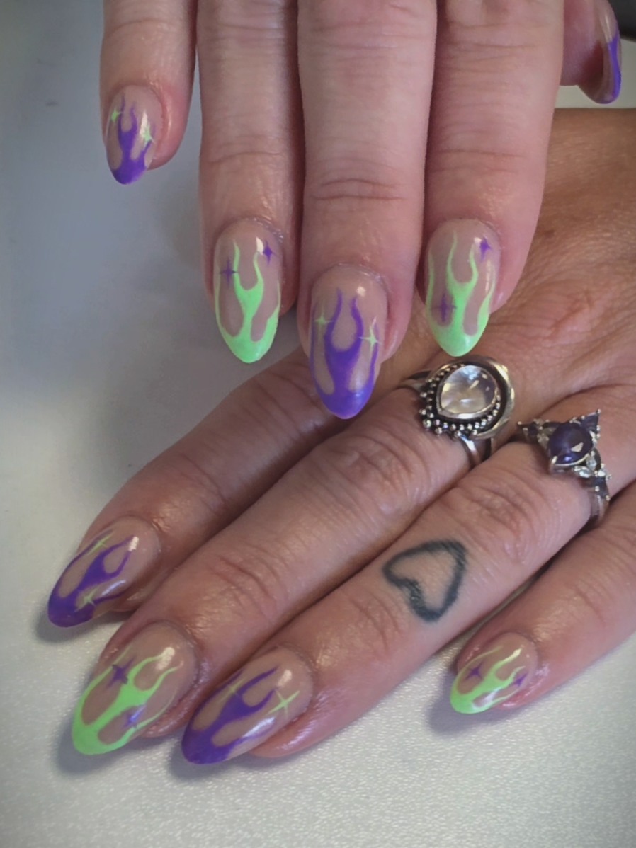 @Nailsbyrachel323