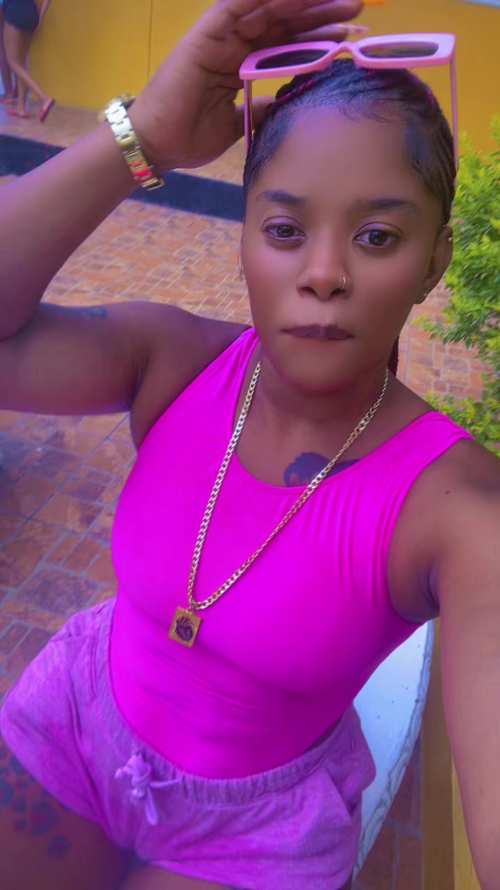 @Tia🥰