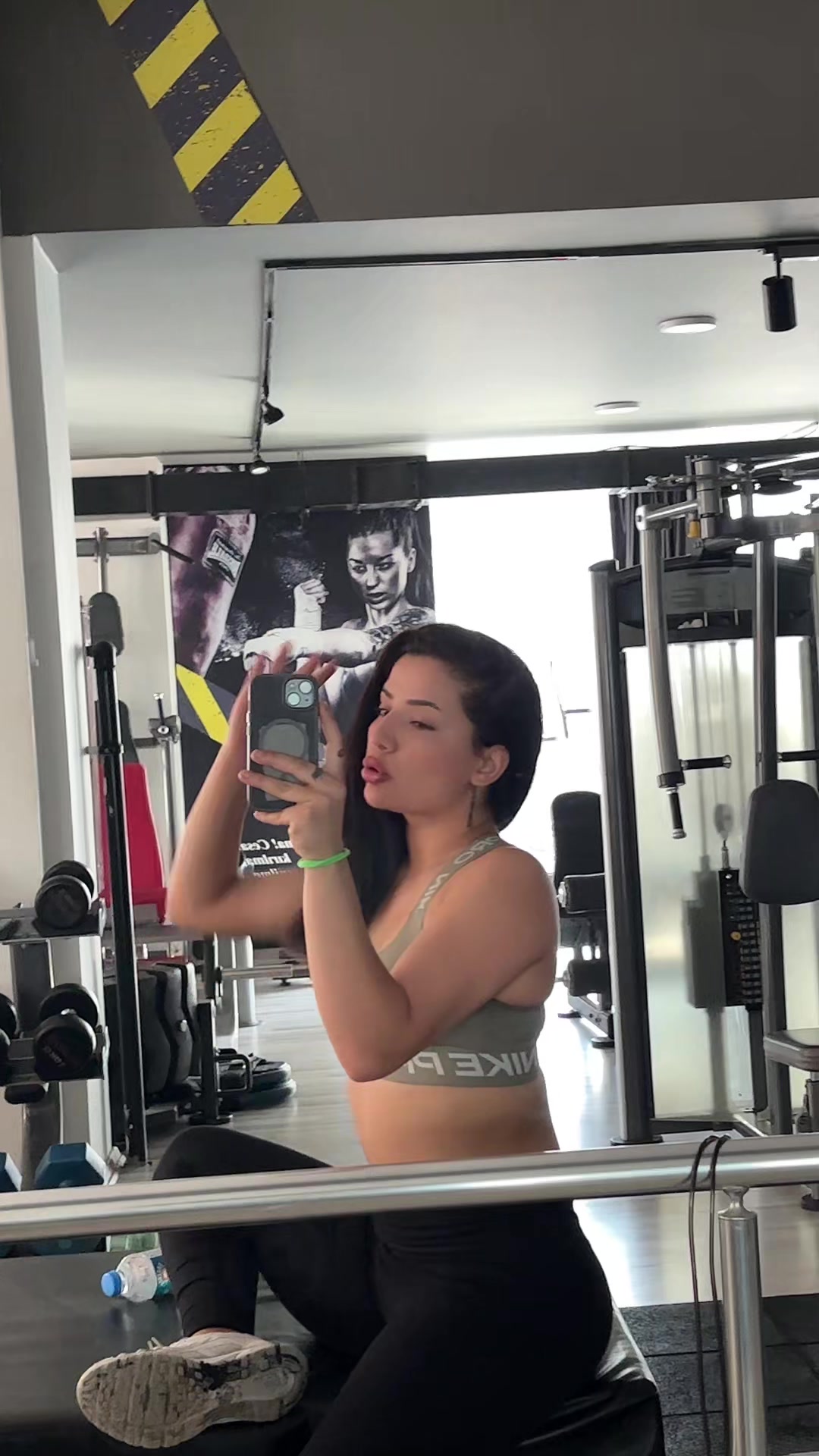 @Berfin aky&uuml;z