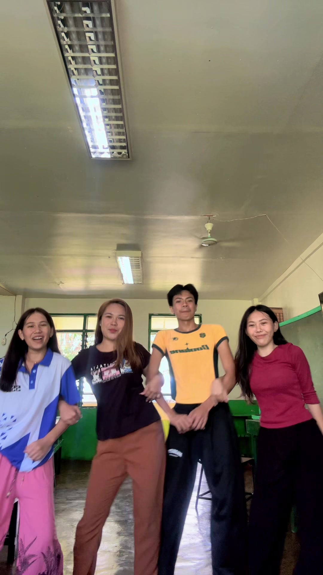 @𝑀𝒾𝓈𝓈 𝑅𝑜𝒸𝒽 👩‍🏫🇵🇭