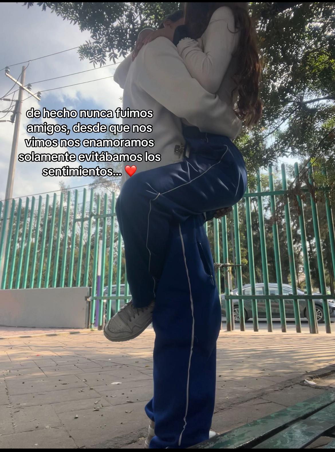 @𝒦.