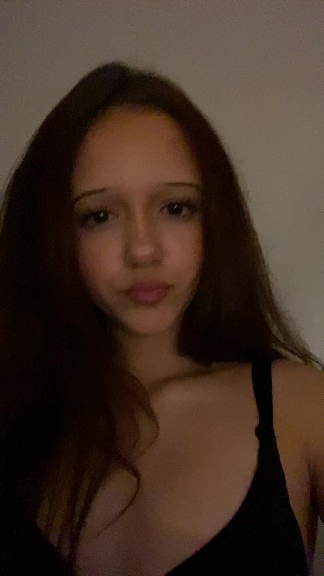 @🤷🏽&zwj;♀️
