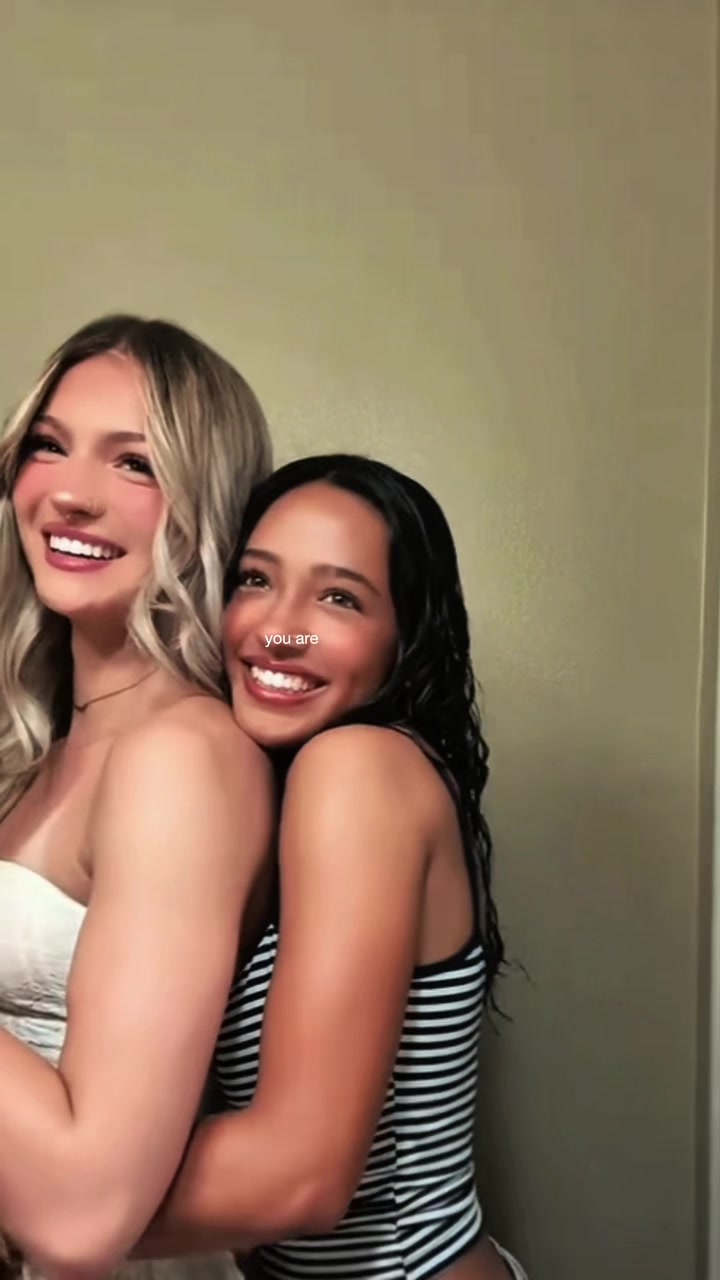 @izzyandalanna