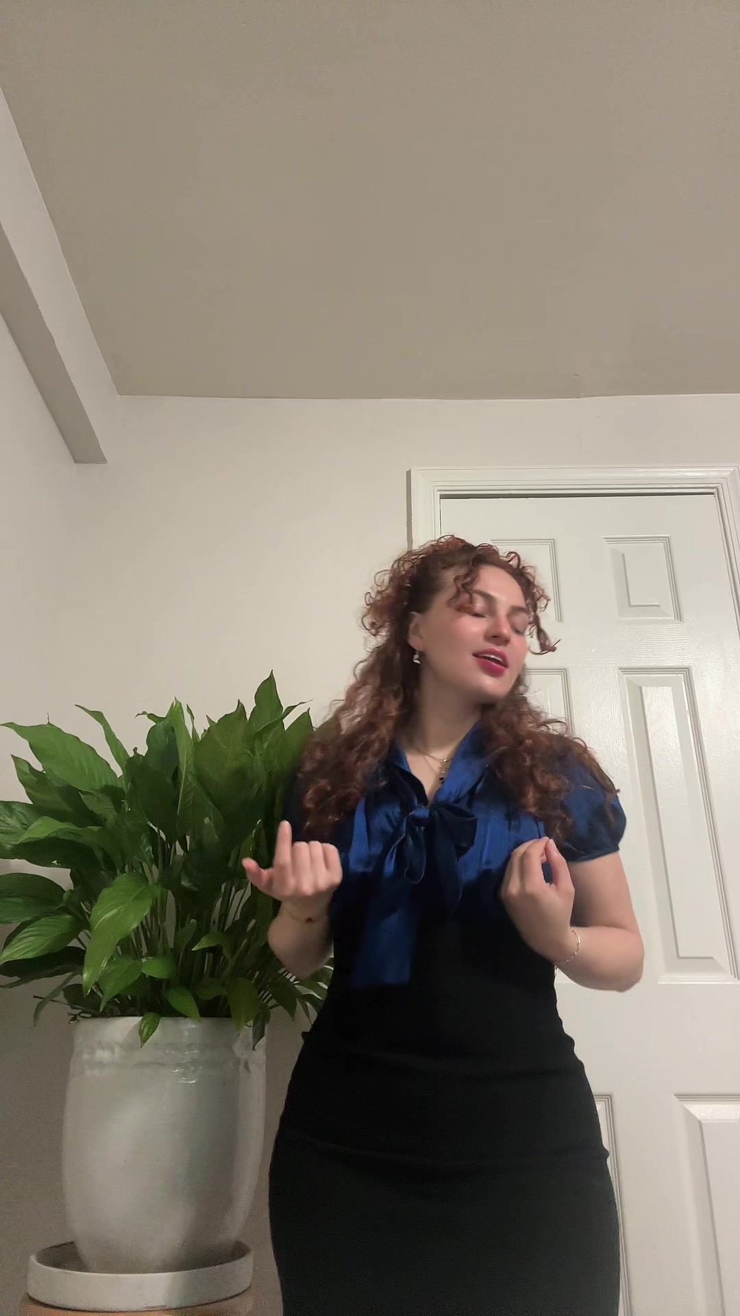 @Kelly👩🏻&zwj;🦰⚡️🐈&zwj;⬛🍷🎙️