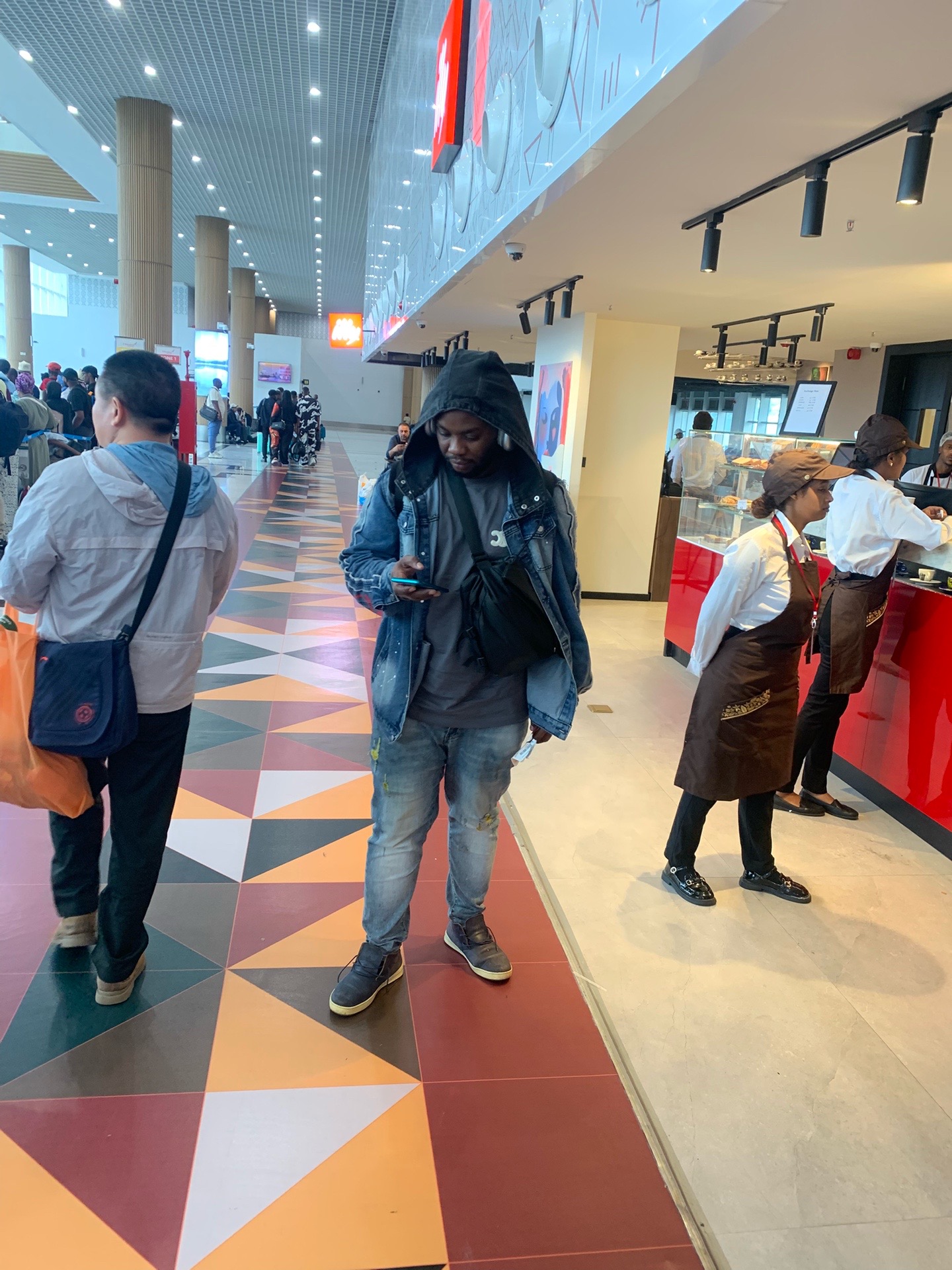 @Zazo l’artiste ♈️🧠🇸🇳🇩🇪