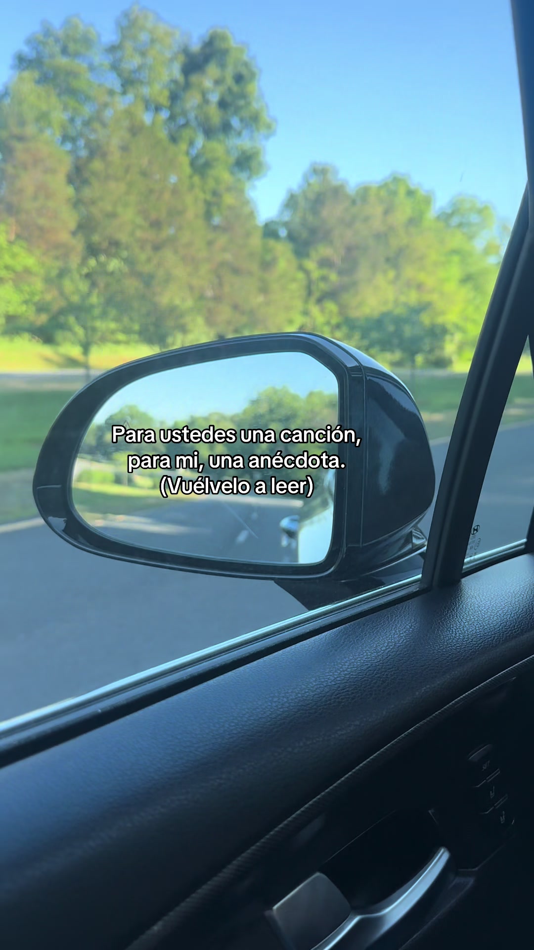 @🦋𝓢𝓞𝓕𝓘𝓐🦋