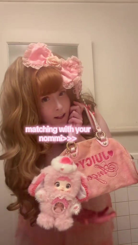 @lara suzanne ♡✩&deg;｡
