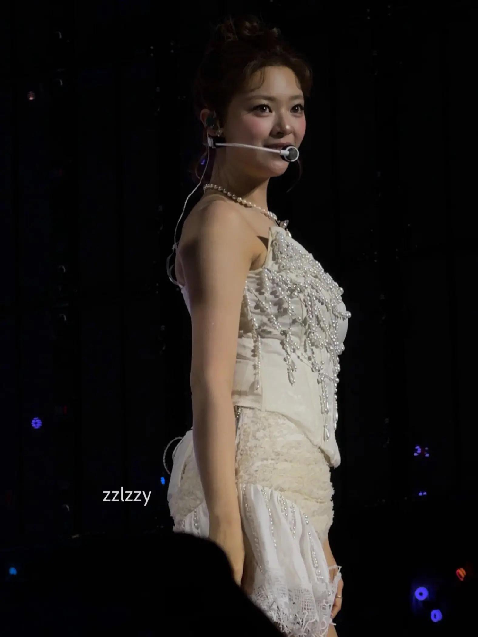@OneTwice