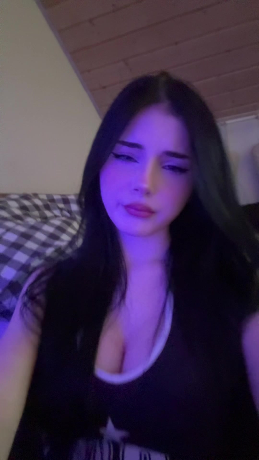 @viora