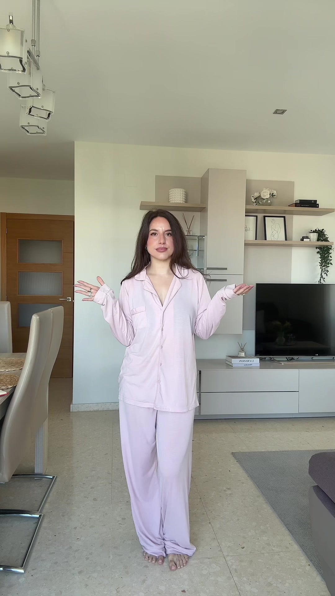 @laura_delapenya