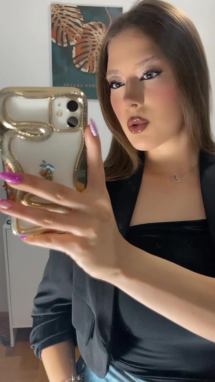 @𝚜𝚊𝚗𝚍𝚛𝚊