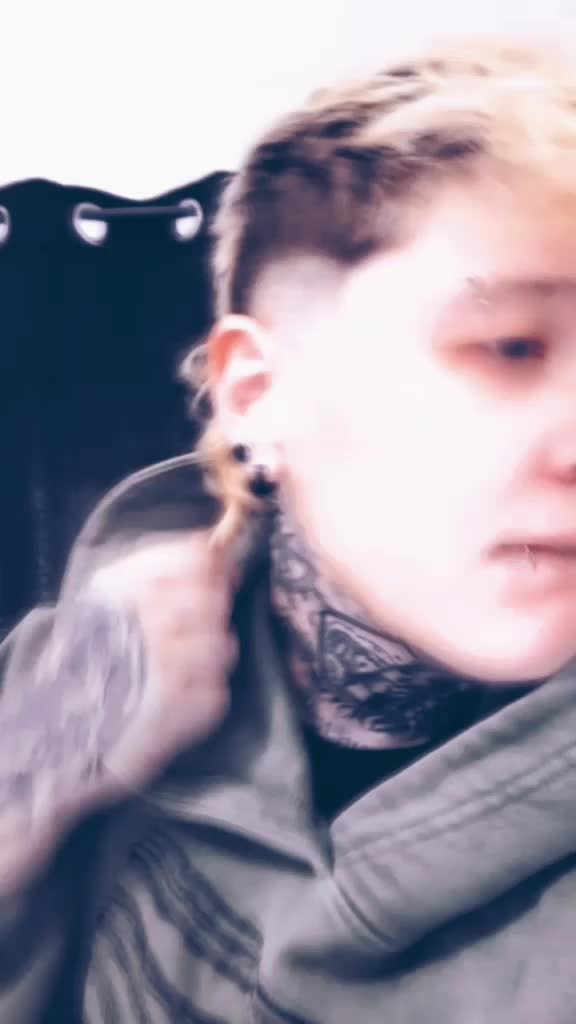 @𝚃𝚊𝚢𝚝𝚘𝚗'♡