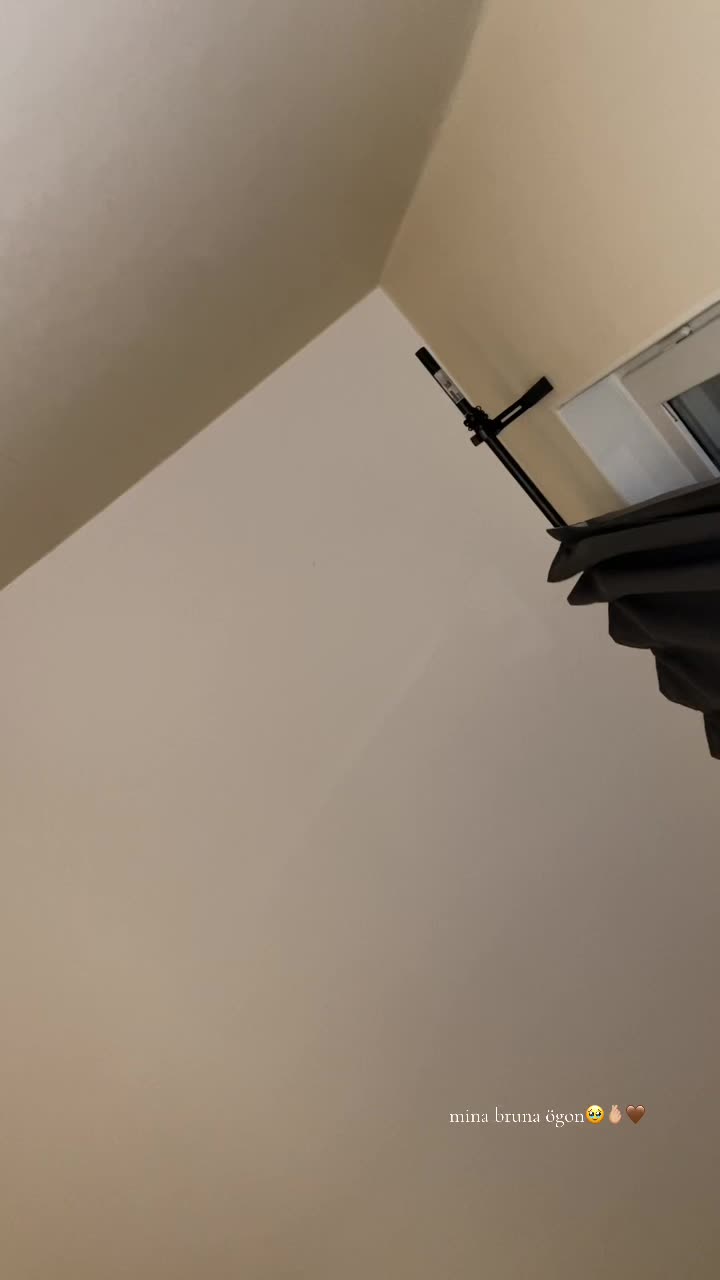 @𝐄𝐬𝐭𝐞𝐥𝐥𝐞🫰🏻